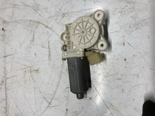 bontott MERCEDES-BENZ CLK Bal első Ablakemelő Motor