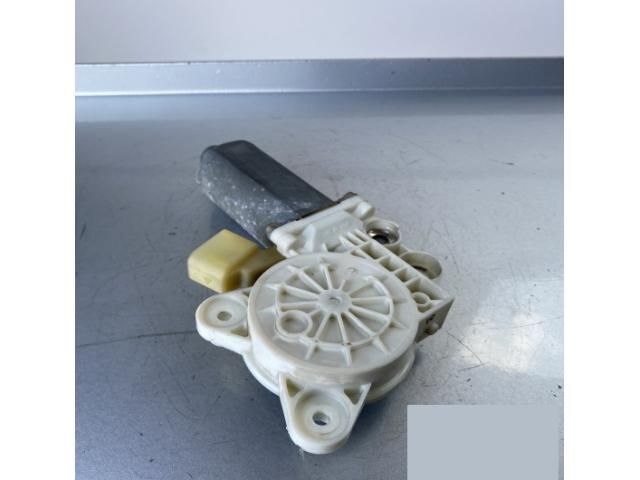 bontott MERCEDES-BENZ CLK Bal első Ablakemelő Motor