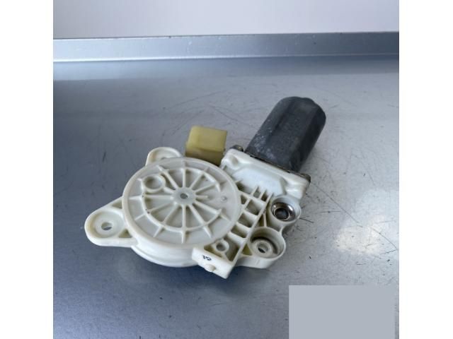 bontott MERCEDES-BENZ CLK Bal első Ablakemelő Motor