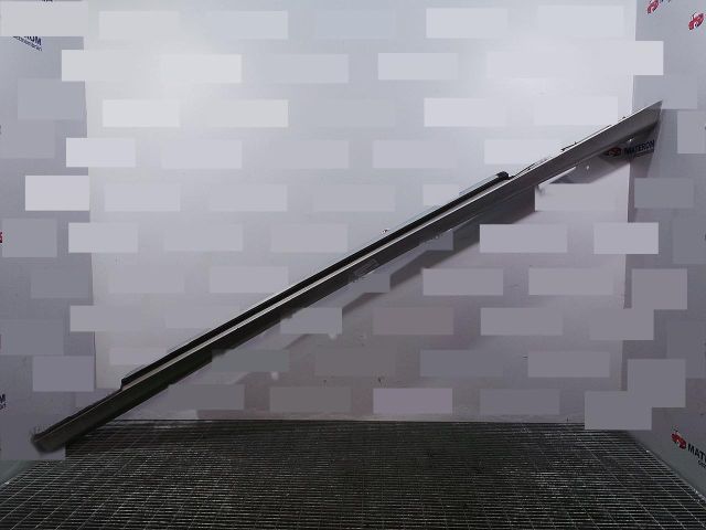 bontott MERCEDES-BENZ CLK Bal első Küszöb Díszléc