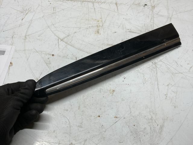 bontott MERCEDES-BENZ CLK Bal hátsó Sárvédő Díszléc