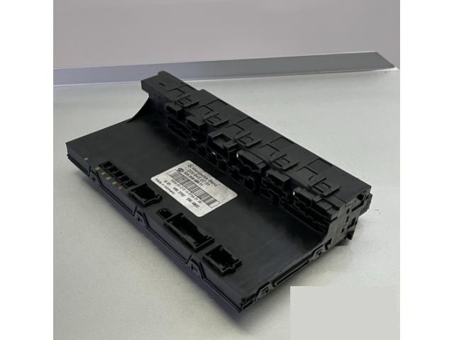 bontott MERCEDES-BENZ CLK Biztosítéktábla Csomagtér