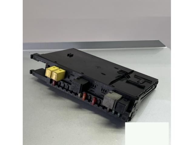 bontott MERCEDES-BENZ CLK Biztosítéktábla Csomagtér