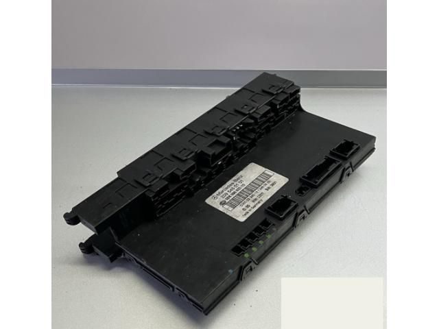 bontott MERCEDES-BENZ CLK Biztosítéktábla Csomagtér