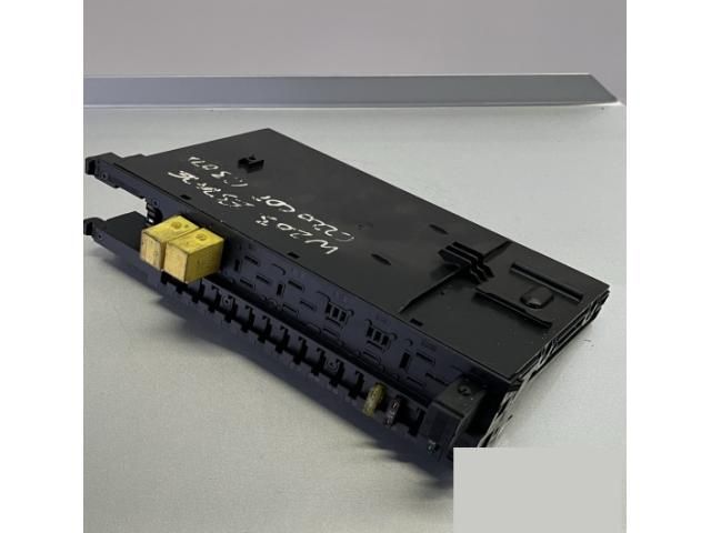 bontott MERCEDES-BENZ CLK Biztosítéktábla Csomagtér