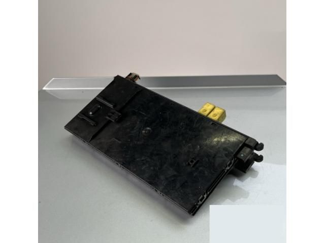 bontott MERCEDES-BENZ CLK Biztosítéktábla Csomagtér