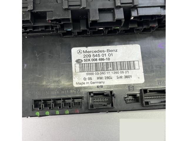 bontott MERCEDES-BENZ CLK Biztosítéktábla Csomagtér