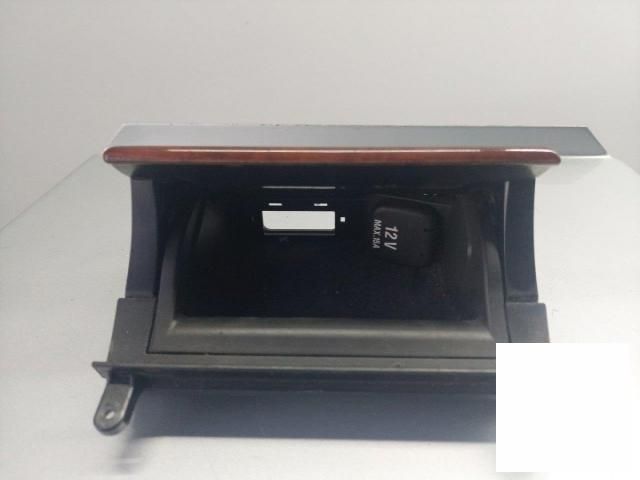 bontott MERCEDES-BENZ CLK Első Hamutartó