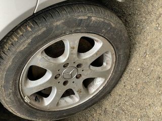 bontott MERCEDES-BENZ CLK Első Lökhárító Merevítő (Fém)