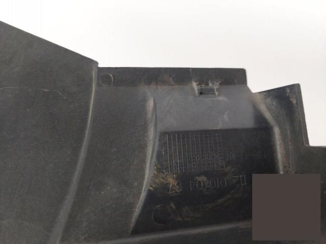 bontott MERCEDES-BENZ CLK Felső Hűtőburkolat