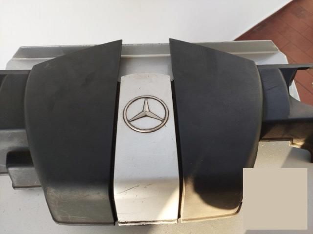 bontott MERCEDES-BENZ CLK Felső Hűtőburkolat