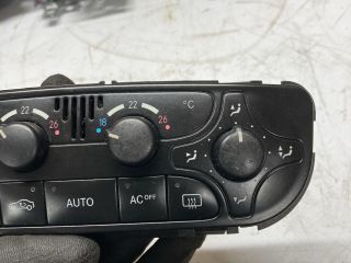 bontott MERCEDES-BENZ CLK Fűtéskapcsoló (digit klímás)