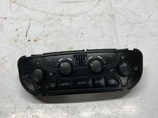 bontott MERCEDES-BENZ CLK Fűtéskapcsoló (digit klímás)