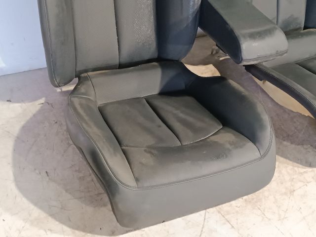bontott MERCEDES-BENZ CLK Hátsó Ülés Szett