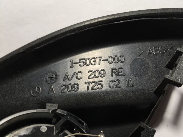 bontott MERCEDES-BENZ CLK Jobb A Oszlop Hangszóró