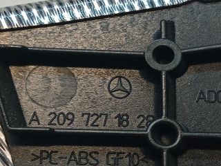 bontott MERCEDES-BENZ CLK Jobb első Ajtó Kárpit Díszléc