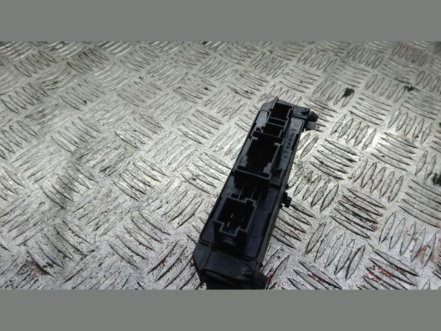 bontott MERCEDES-BENZ CLK Jobb első Ajtó Vezérlőegység