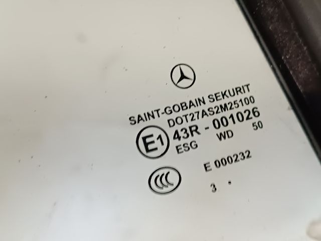 bontott MERCEDES-BENZ CLK Jobb hátsó Ablak
