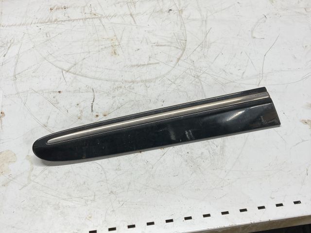 bontott MERCEDES-BENZ CLK Jobb hátsó Sárvédő Díszléc