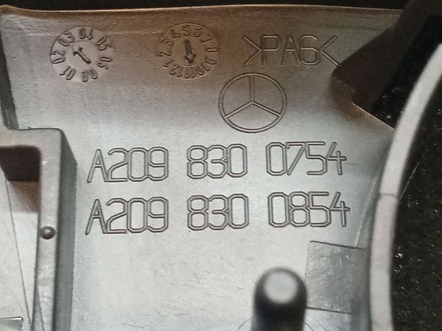 bontott MERCEDES-BENZ CLK Középső Szellőző