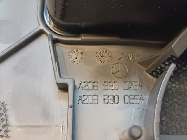bontott MERCEDES-BENZ CLK Középső Szellőző