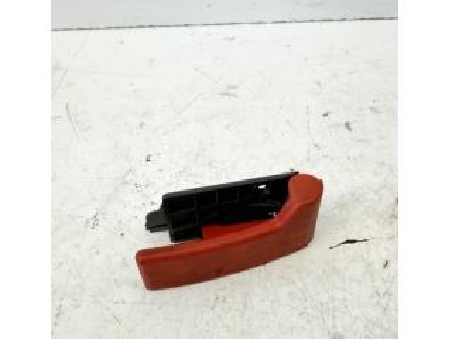 bontott MERCEDES-BENZ CLK Motorháztető Nyitó Kar / Gomb