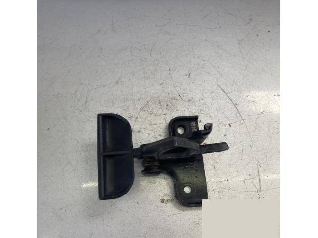 bontott MERCEDES-BENZ CLK Motorháztető Zárszerkezet