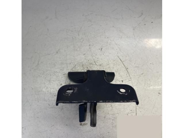 bontott MERCEDES-BENZ CLK Motorháztető Zárszerkezet