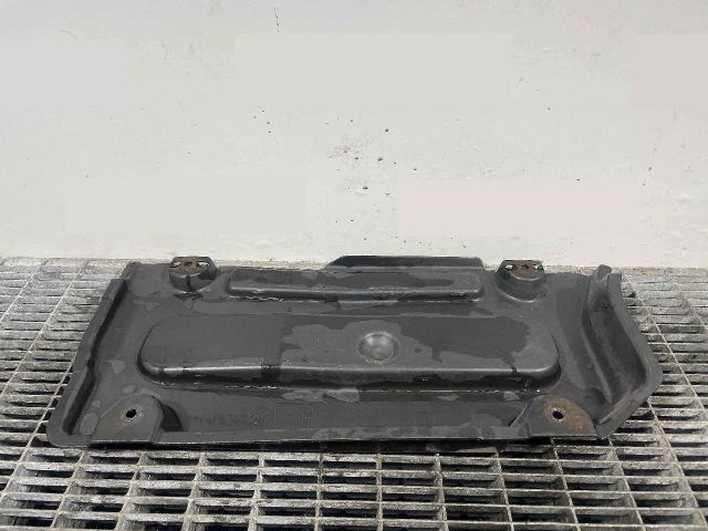 bontott MERCEDES-BENZ CLS Alsó Motorburkolat