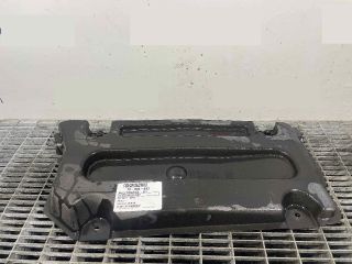 bontott MERCEDES-BENZ CLS Alsó Motorburkolat