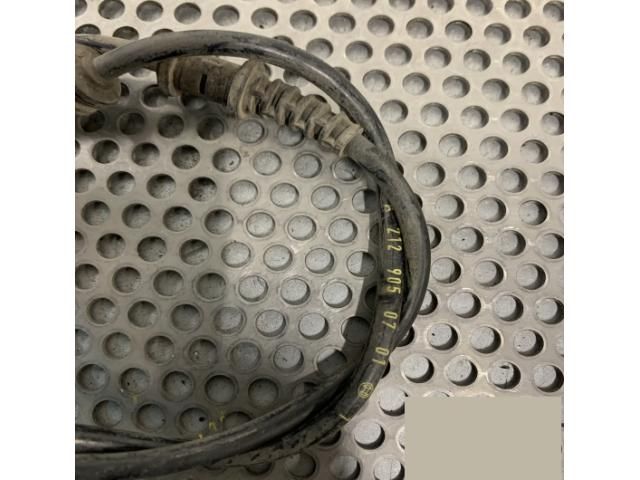 bontott MERCEDES-BENZ CLS Bal első ABS Jeladó