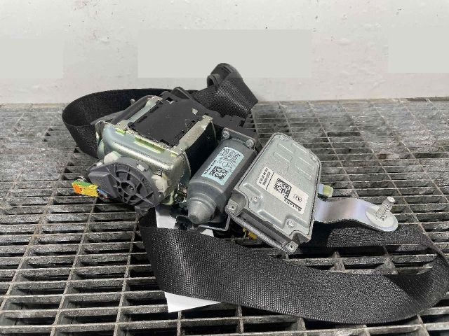 bontott MERCEDES-BENZ CLS Bal első Biztonsági Öv