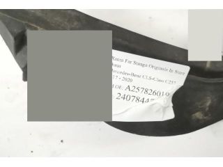 bontott MERCEDES-BENZ CLS Bal Fényszóró Lámpakeret