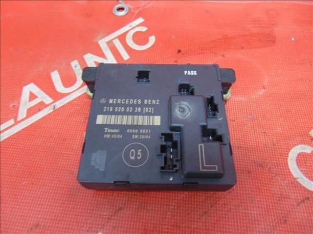 bontott MERCEDES-BENZ CLS Bal hátsó Ajtó Vezérlőegység