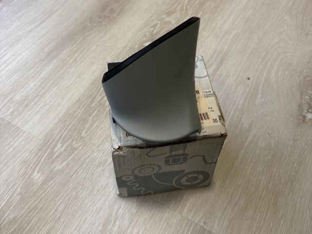 bontott MERCEDES-BENZ CLS Bal Visszapillantó Tükör Burkolat