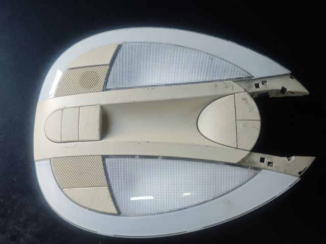 bontott MERCEDES-BENZ CLS Beltér Világítás Első