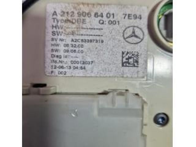 bontott MERCEDES-BENZ CLS Beltér Világítás Első