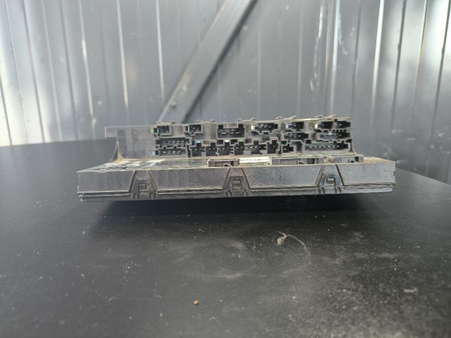 bontott MERCEDES-BENZ CLS Biztosítéktábla Csomagtér