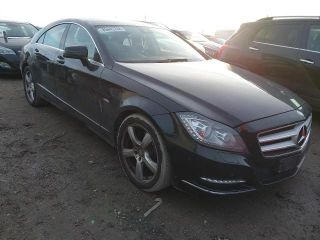 bontott MERCEDES-BENZ CLS Biztosítéktábla Fedél