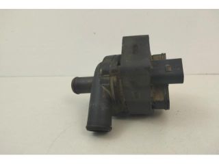 bontott MERCEDES-BENZ CLS Vízpumpa