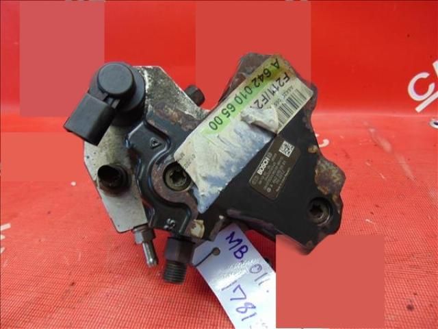 bontott MERCEDES-BENZ CLS Adagoló