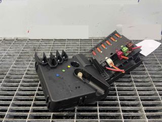 bontott MERCEDES-BENZ CLS Biztosítéktábla Motortér