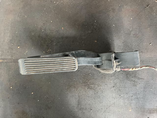 bontott MERCEDES-BENZ CLS Gázpedál (Elektromos)