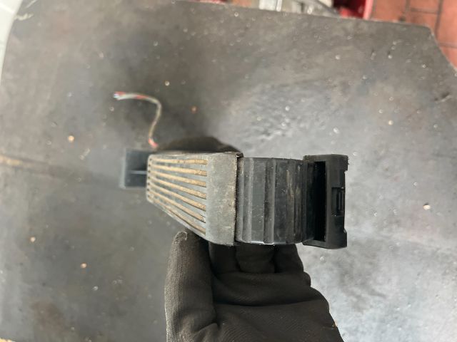 bontott MERCEDES-BENZ CLS Gázpedál (Elektromos)