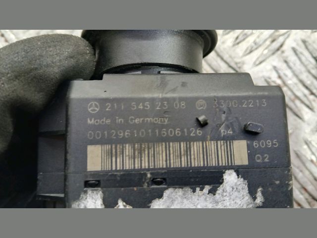 bontott MERCEDES-BENZ CLS Gyújtáskapcsoló Házzal