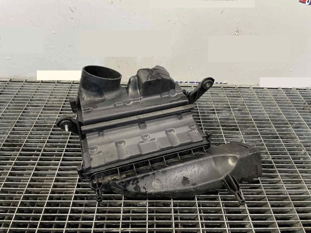 bontott MERCEDES-BENZ CLS Légszűrő Ház