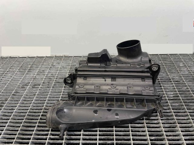 bontott MERCEDES-BENZ CLS Légszűrő Ház