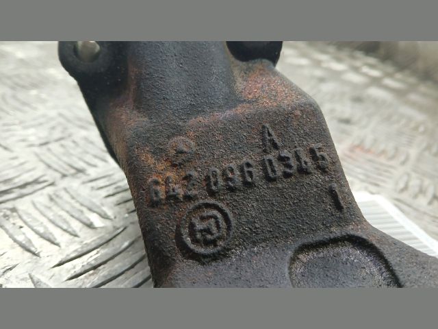 bontott MERCEDES-BENZ CLS Légszűrő Ház