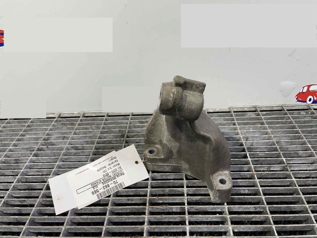 bontott MERCEDES-BENZ CLS Motor Tartó Bak Bal