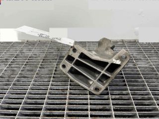 bontott MERCEDES-BENZ CLS Motor Tartó Bak Bal